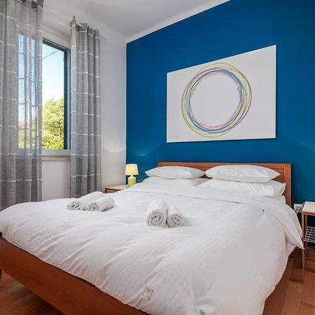 Lux Split Centre Apartments Buitenkant foto
